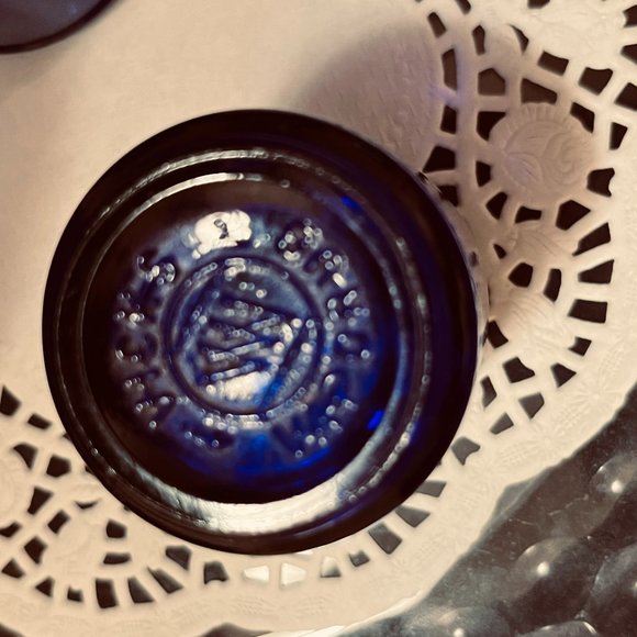 Vintage Cobalt Blue Medical Bottles (5) - Picture 15 of 15